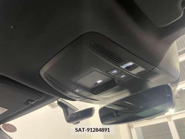 Audi E-TRON 2022-08 216665-18