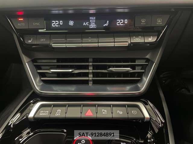 Audi E-TRON 2022-08 216665-16