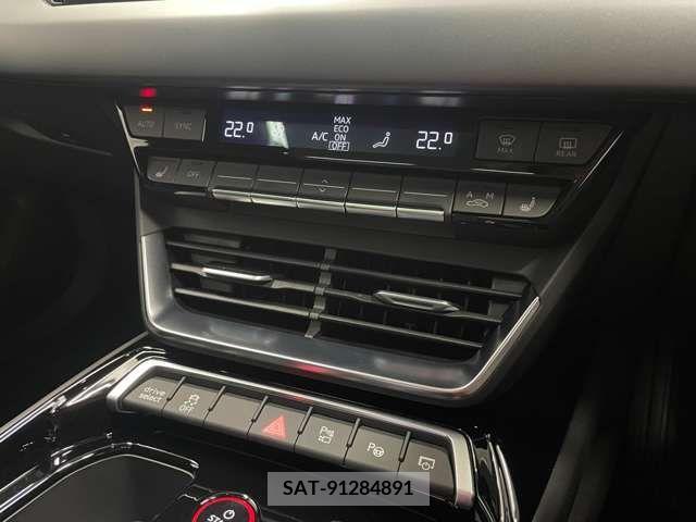 Audi E-TRON 2022-08 216665-15