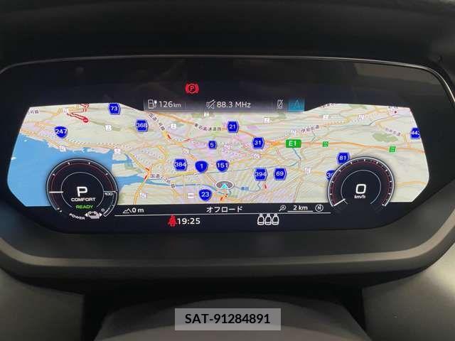Audi E-TRON 2022-08 216665-6