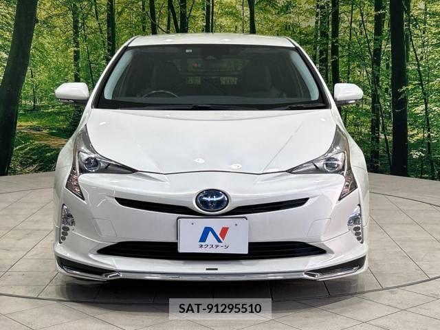 Toyota PRIUS 2018-05 322302-13