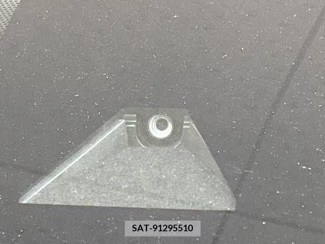 Toyota PRIUS 2018-05 322302-4
