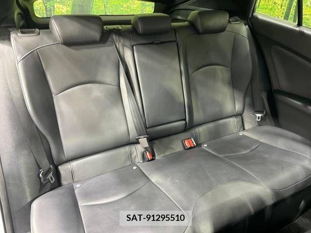 Toyota PRIUS 2018-05 322302-8
