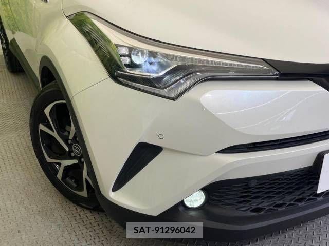Toyota C-HR 2017-07 264238-12