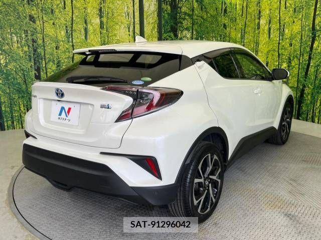 Toyota C-HR 2017-07 264238-17