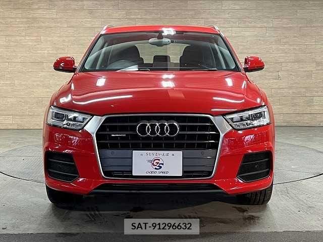 Audi Q3 2015-04 213893-16