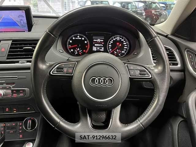 Audi Q3 2015-04 213893-12