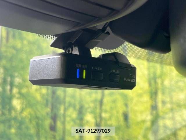 Nissan NOTE 2016-12 365378-7