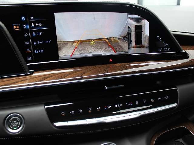 Cadillac ESCALADE 2022-01 10020-13