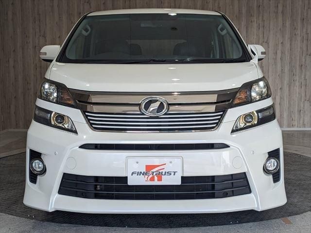 Toyota VELLFIRE 2014-12 187101-1