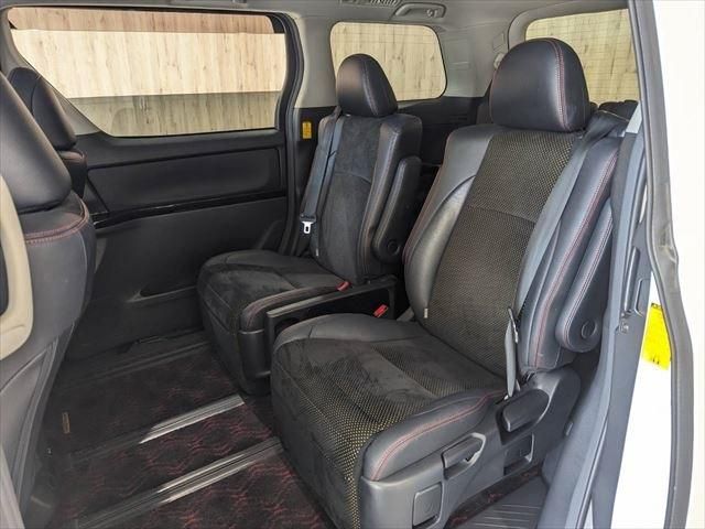 Toyota VELLFIRE 2014-12 187101-23