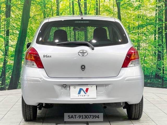 Toyota VITZ 2010-03 370165-15
