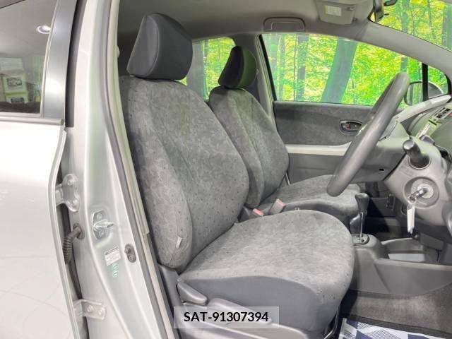 Toyota VITZ 2010-03 370165-8