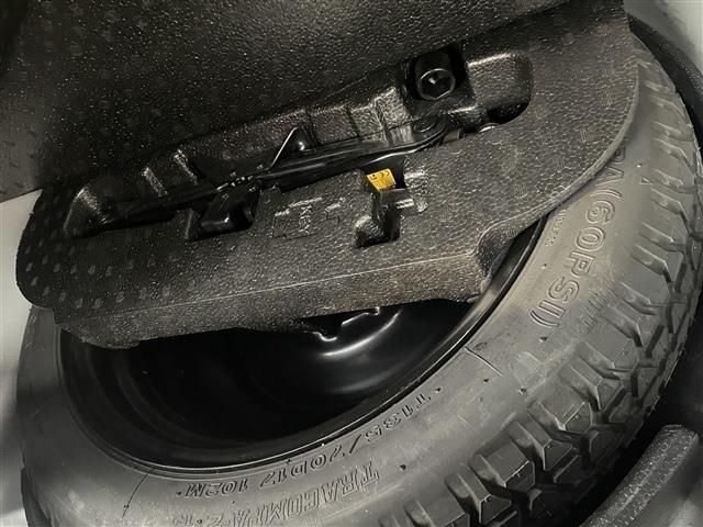 Toyota PRIUS ALPHA 2011-10 22232-18