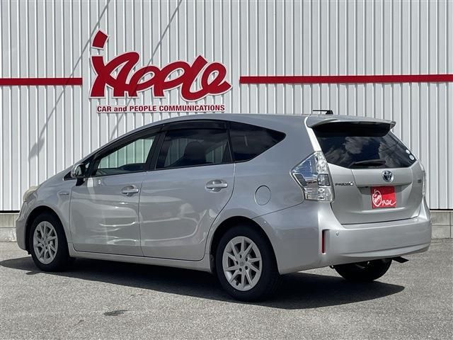 Toyota PRIUS ALPHA 2011-10 22232-1