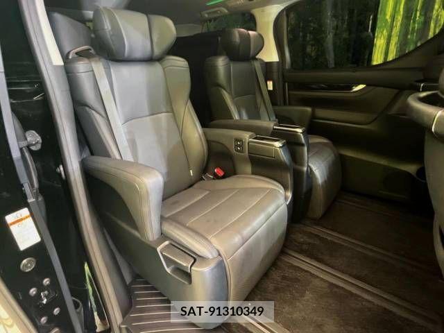 Toyota ALPHARD 2021-11 337884-9