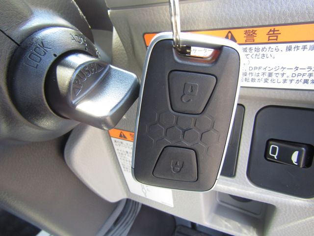 Mitsubishi CANTER 2023-01 2785-24
