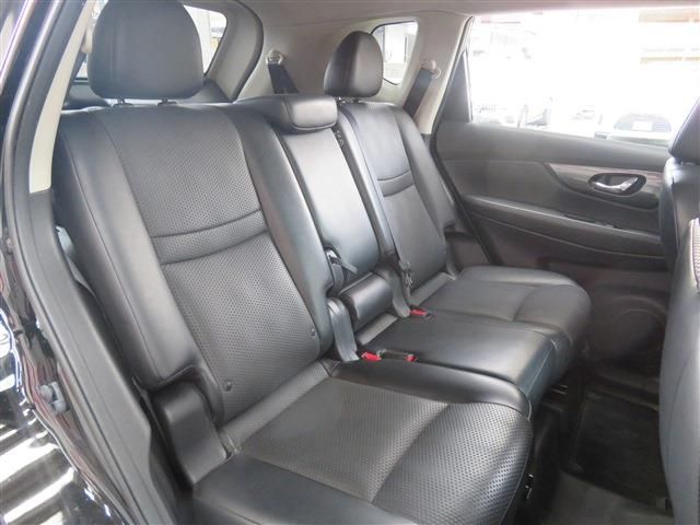 Nissan X-TRAIL 2015-07 188375-10