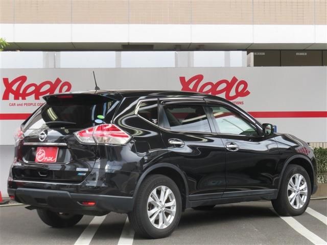 Nissan X-TRAIL 2015-07 188375-2