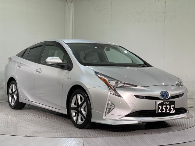 Toyota PRIUS 2016-02 24119-0