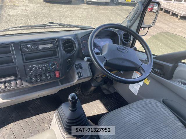 Hino DUTRO 2019-01 296703-2