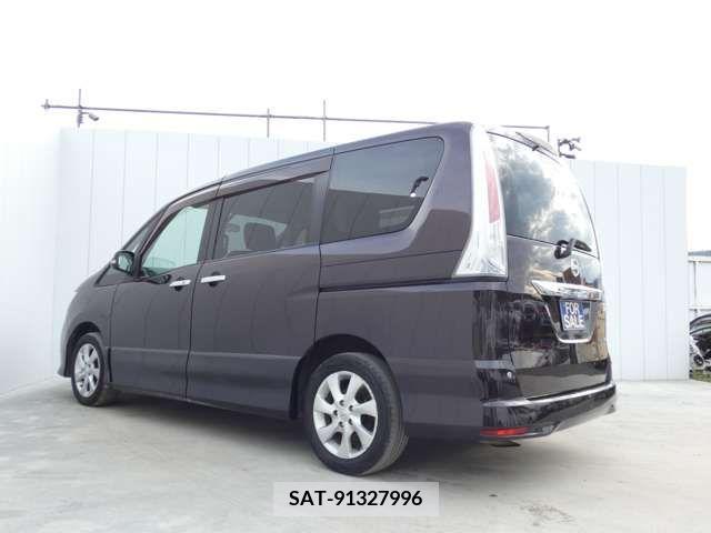 Nissan SERENA 2011-06 367789-5
