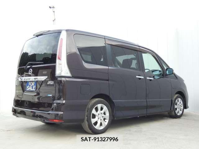 Nissan SERENA 2011-06 367789-7