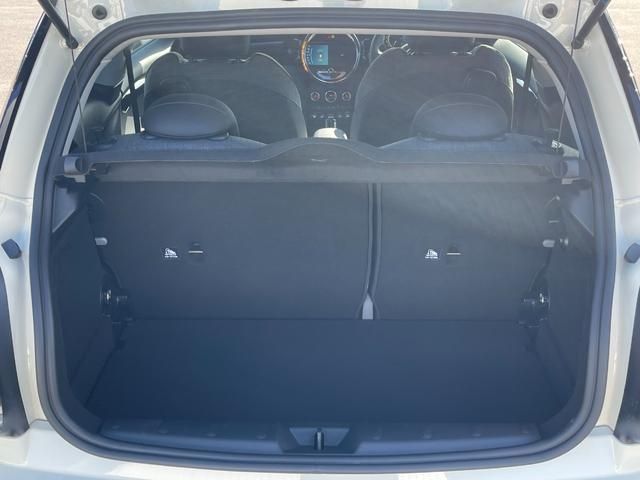 Bmw MINI 2022-04 24457-10