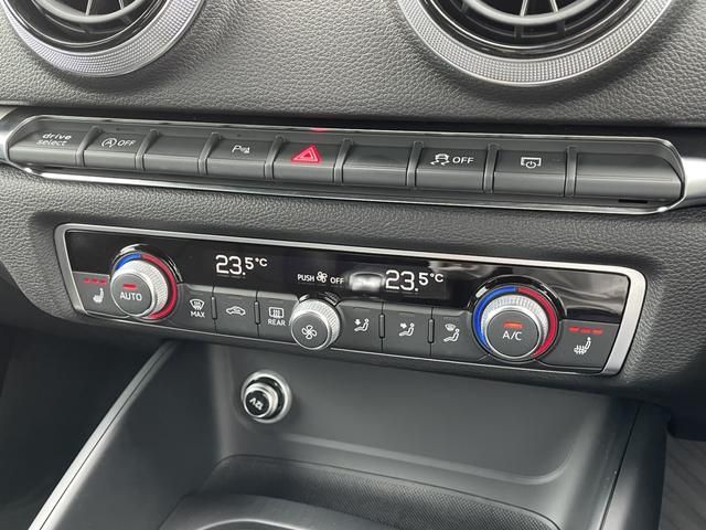 Audi A3 SEDAN 2017-09 25039-12