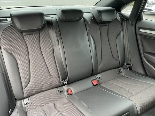Audi A3 SEDAN 2017-09 25039-16