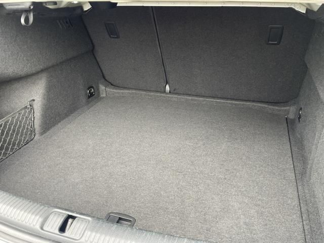 Audi A3 SEDAN 2017-09 25039-17