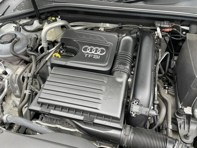 Audi A3 SEDAN 2017-09 25039-18