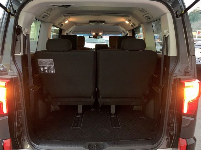 Mitsubishi DELICA D5 2022-10 28133-20