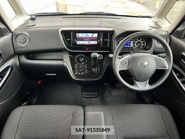 Nissan DAYZ ROOX 2019-03 296249-1