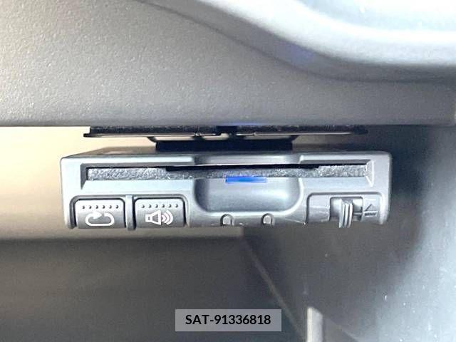 Nissan NOTE 2015-10 281010-5