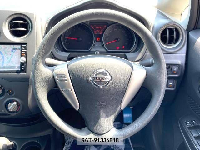 Nissan NOTE 2015-10 281010-11