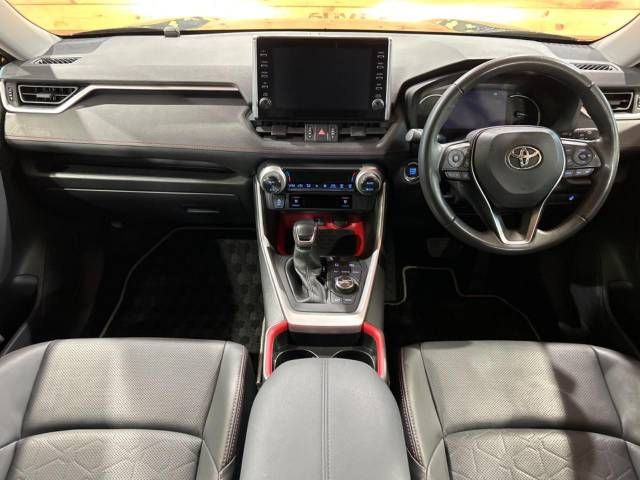 Toyota RAV4 2021-07 196252-1
