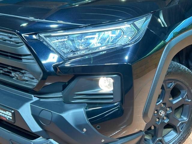 Toyota RAV4 2021-07 196252-12