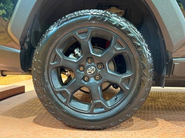 Toyota RAV4 2021-07 196252-13