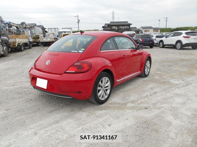 VolksWagen THE BEETLE 2018-04 289637-4