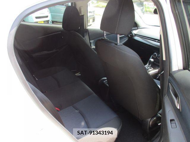 Mazda DEMIO 2015-05 267964-10