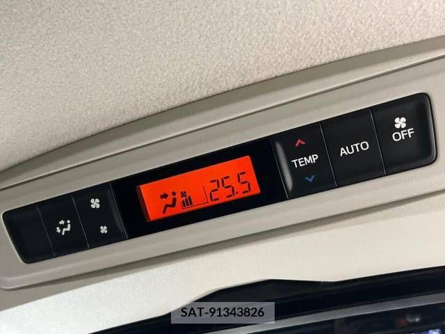 Toyota VOXY 2014-09 337522-6
