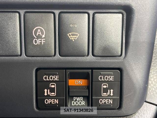 Toyota VOXY 2014-09 337522-4