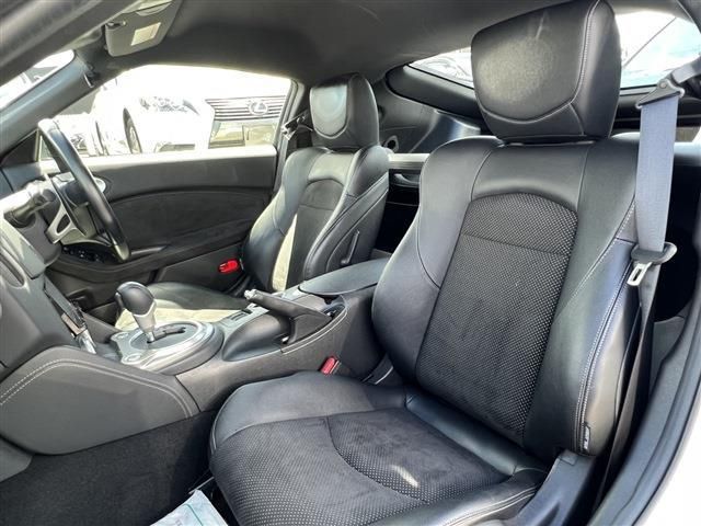 Nissan FAIRLADY Z 2015-03 6355-19