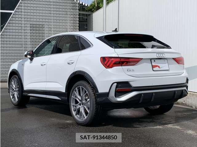 Audi Q3 2023-11 261237-5
