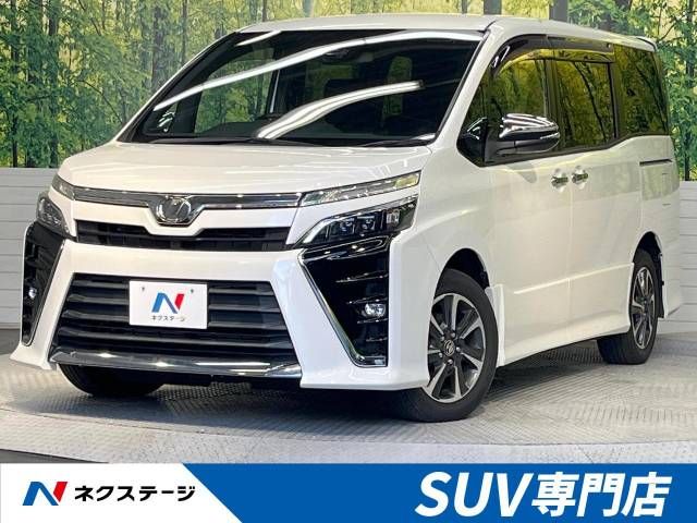 Toyota VOXY 2018-04 181078-0