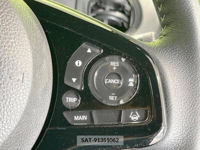Honda N BOX 2021-12 278688-4