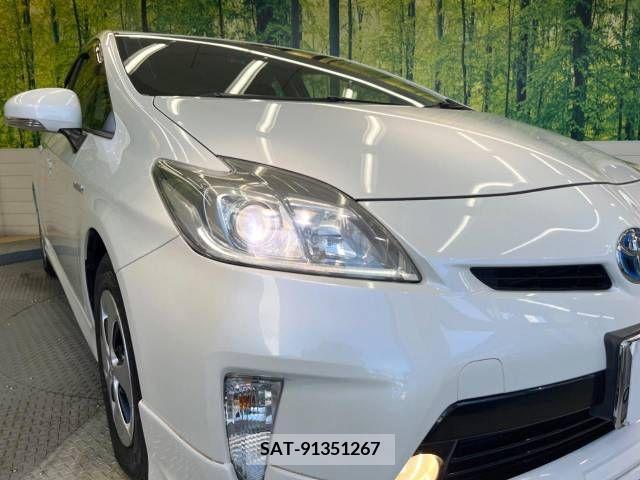 Toyota PRIUS 2012-07 366449-12