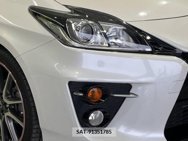 Toyota PRIUS 2013-11 281759-11