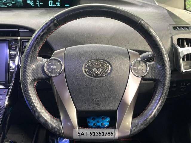 Toyota PRIUS 2013-11 281759-10